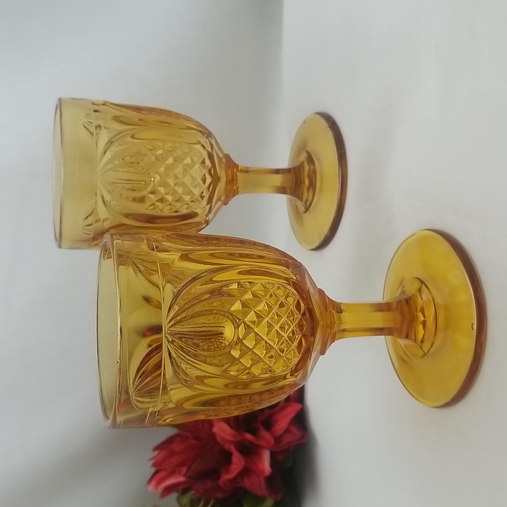 Fenton Pineapple Colonial Amber Goblets
